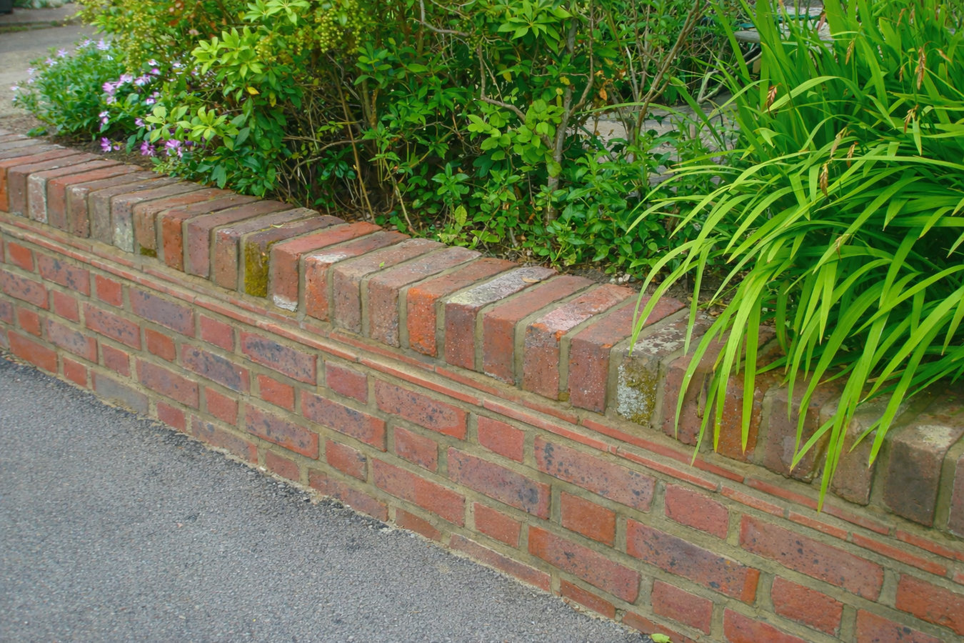 Brick wall installation